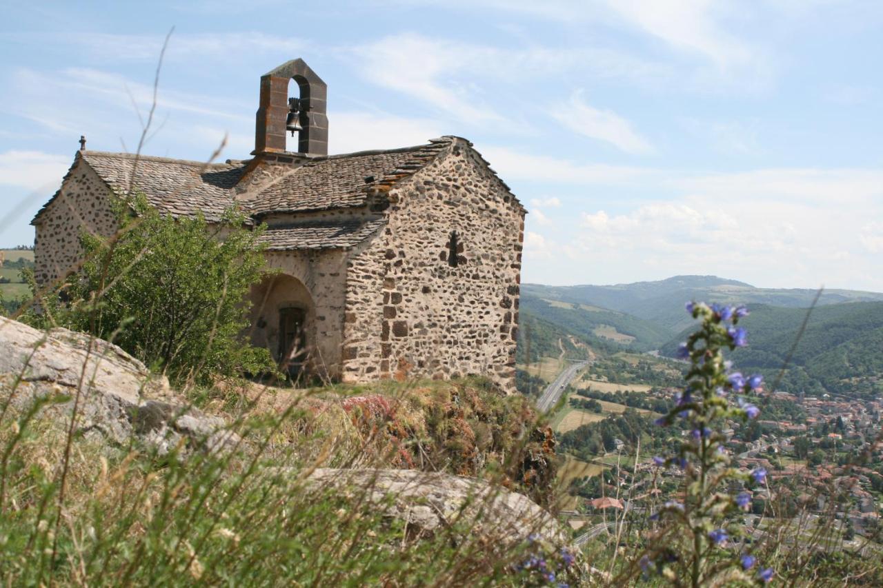 Hotel La Colombiere Cantal Massiac Exterior photo